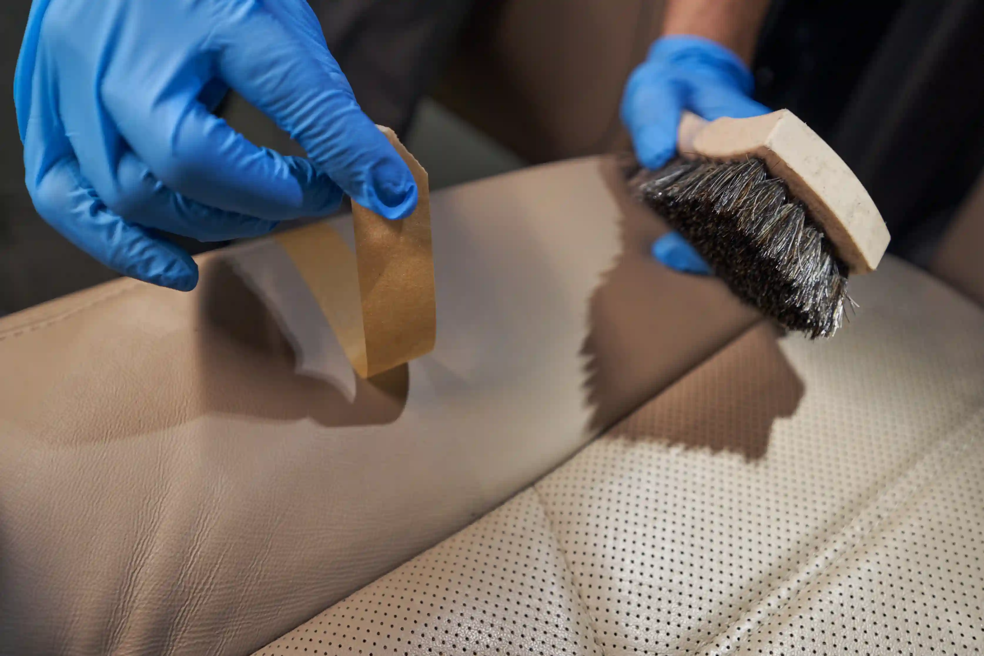 Warum Unsere Ledersofa Reinigung in Zürich die Beste Wahl Ist